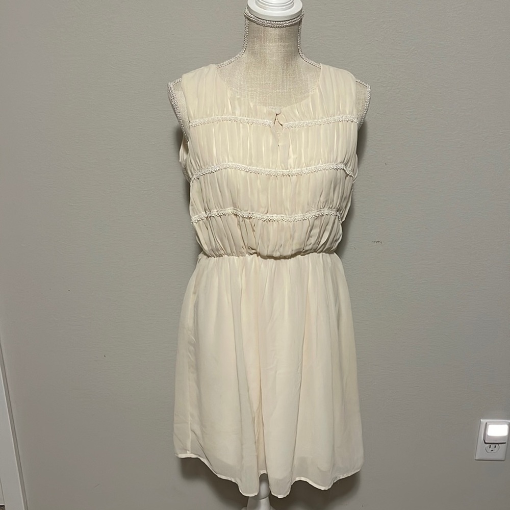 Beige polyester dress